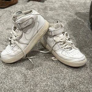 Nike Mid Air Force 1
